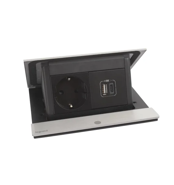 Legrand 654822 Incara – 4 modullu dolu Floor Box