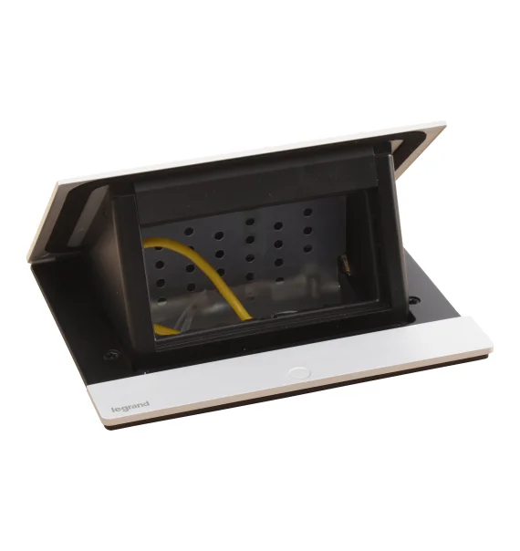 Legrand 654803 Incara – 4 modullu metalik Floor Box